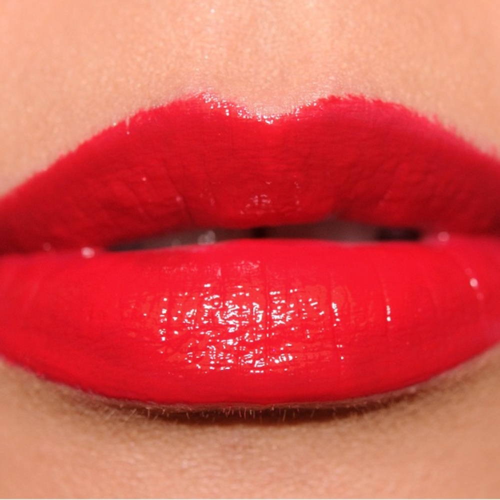 Anastasia Beverly Hills Lustrous Lip Gloss - Socialite